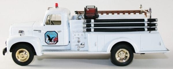 First Gear 1957 International R-190 Fire Truck Santa Barbara Co. FD - Image 2