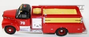 Corgi Mack B Series Pumper Chicago 78 No. 98450 - Image 2